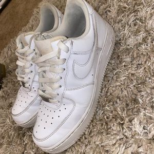 Air Force 1s AF1 woman’s 8 white low top Nike
